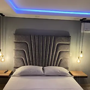 https://soho-deluxe.colombiamedellinhotels.com